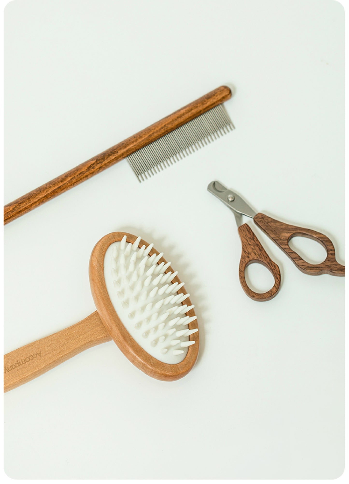 Professional Walnut Nail Clippers | Ergonomic Pet Grooming Tool