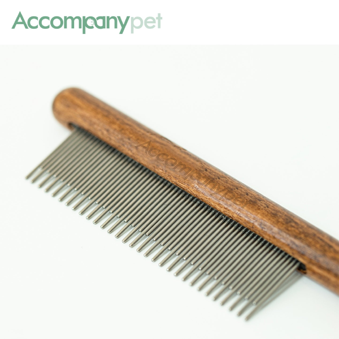 Scratch-free rounded stainless steel teeth of the pet de-matting comb gently removing loose fur